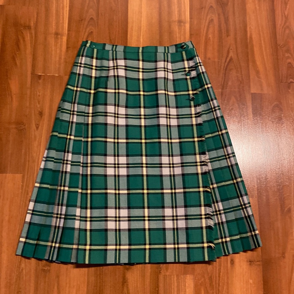 Vintage kilted wool skirt